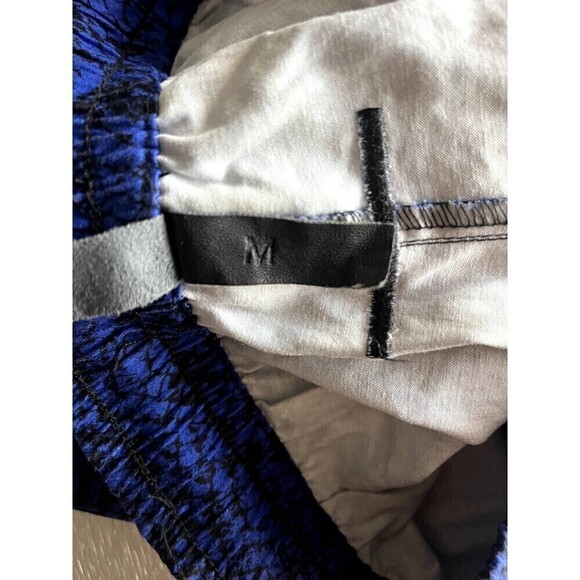 Hip and Bone Men's Blue Camo Sweatpants - Size Medium, Gently Used - Picture 13 of 15